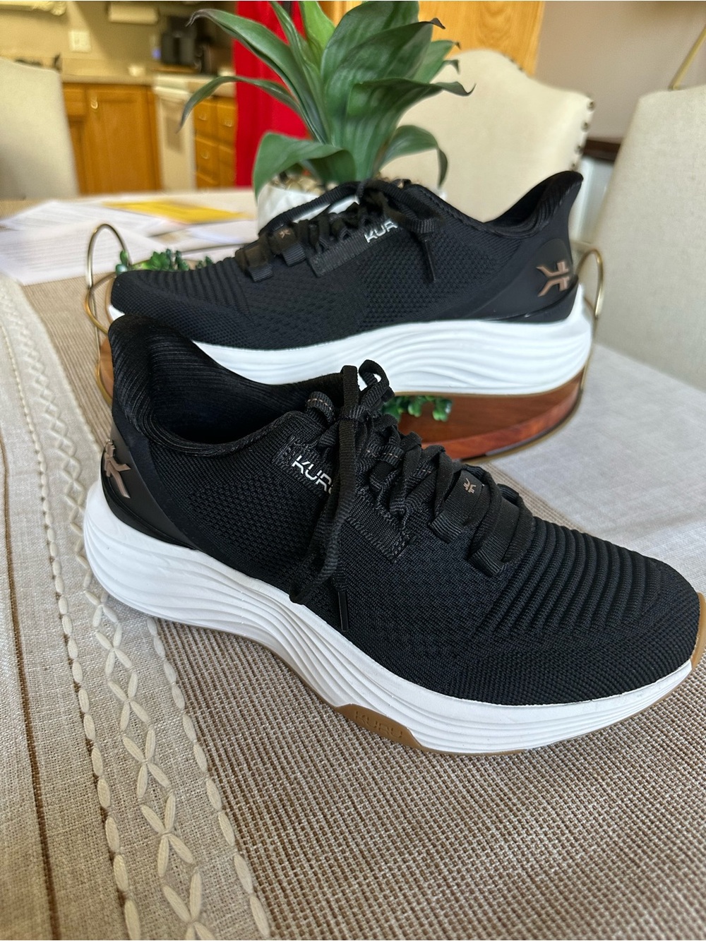 KURU Atom 2  Black Sneakers with White Platform women’s 7.5 W